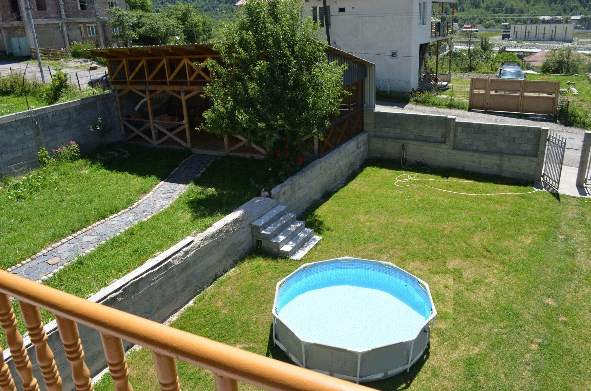 מסטיה Guesthouse Qarim מראה חיצוני תמונה