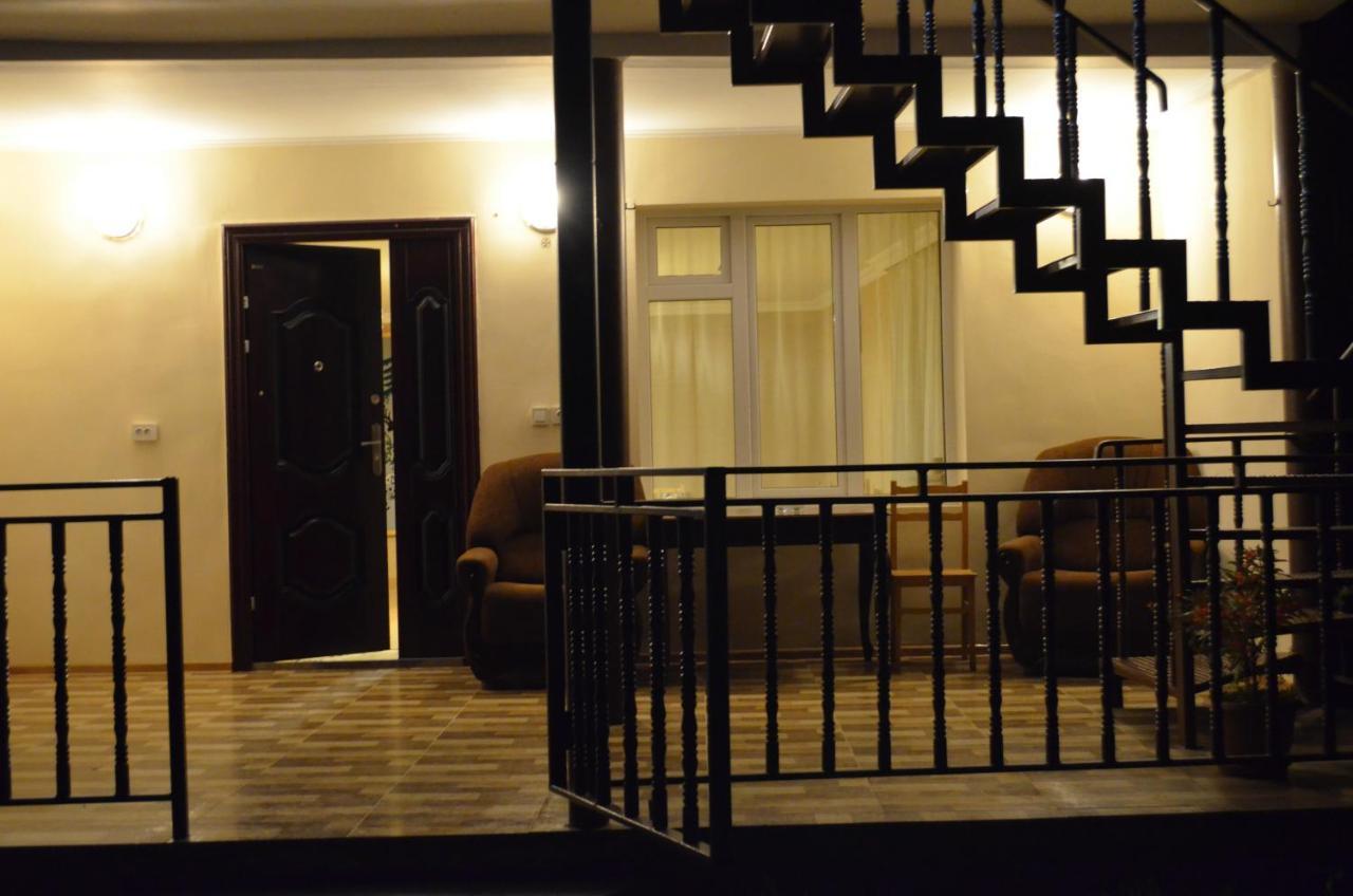 מסטיה Guesthouse Qarim מראה חיצוני תמונה
