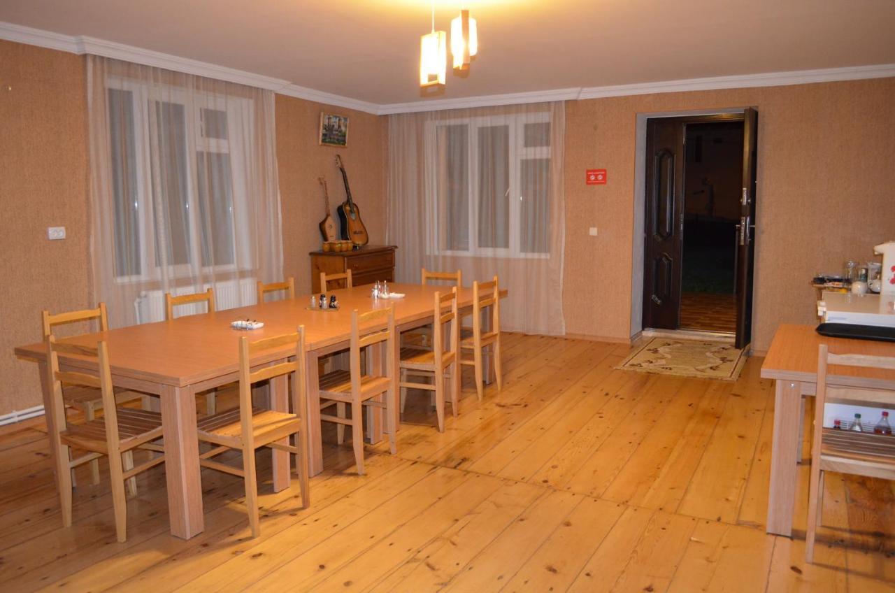 מסטיה Guesthouse Qarim מראה חיצוני תמונה