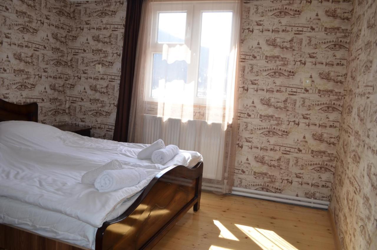 מסטיה Guesthouse Qarim מראה חיצוני תמונה