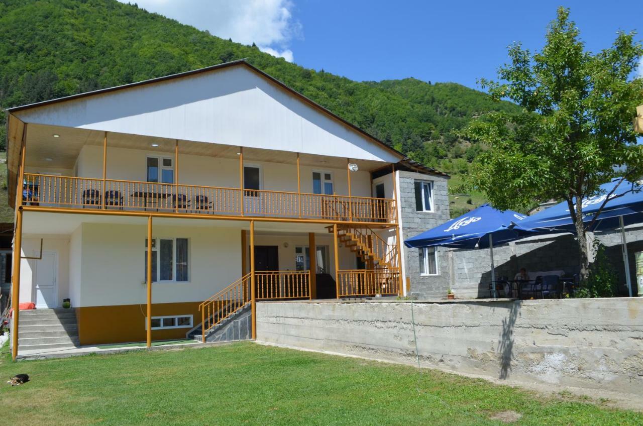 מסטיה Guesthouse Qarim מראה חיצוני תמונה